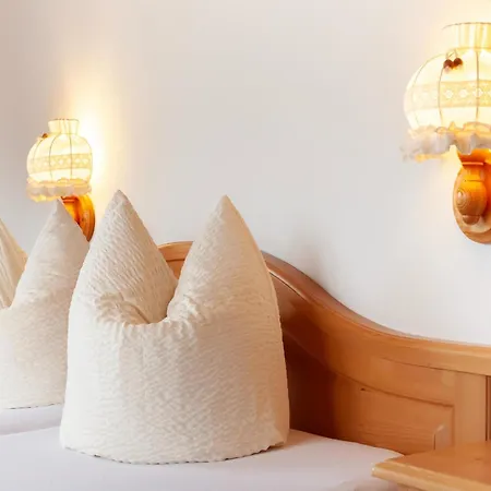 In Zell Am Ziller Near Lift בקתה