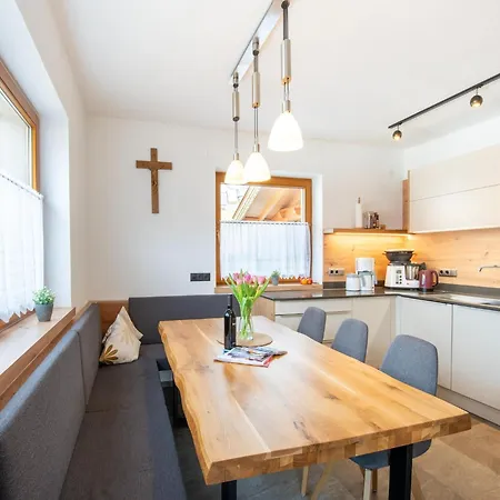 Chalet With Panoramic Terrace In Zell Am Ziller *